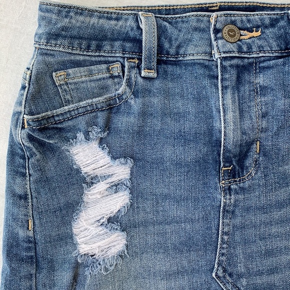 Hollister Distressed High Rise Vintage Stretch Jean Mini Skirt - Picture 3 of 13